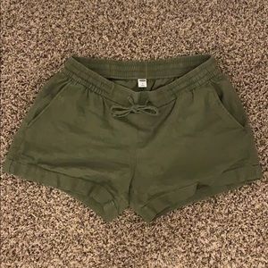 SUPER CUTE Olive Green Shorts